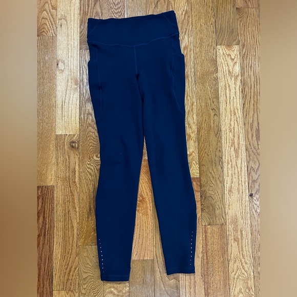 Lululemon Fast and Free High-Rise Thermal Tight 28" with Pockets leggings 6 - Picture 2 of 15